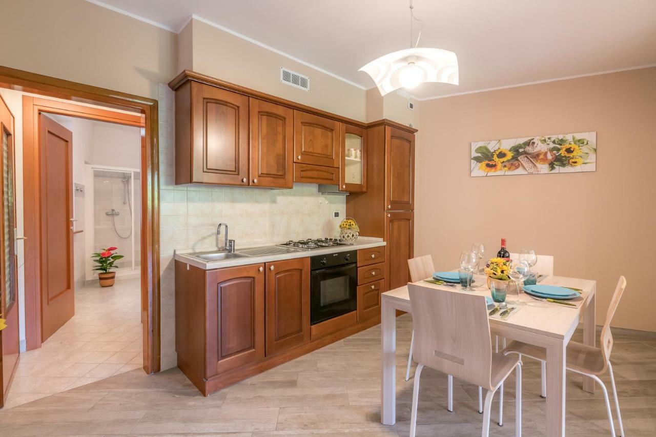 Апартаменти Casa Dei Platani Wi-Fi Parking Free Сан-Сіро Екстер'єр фото